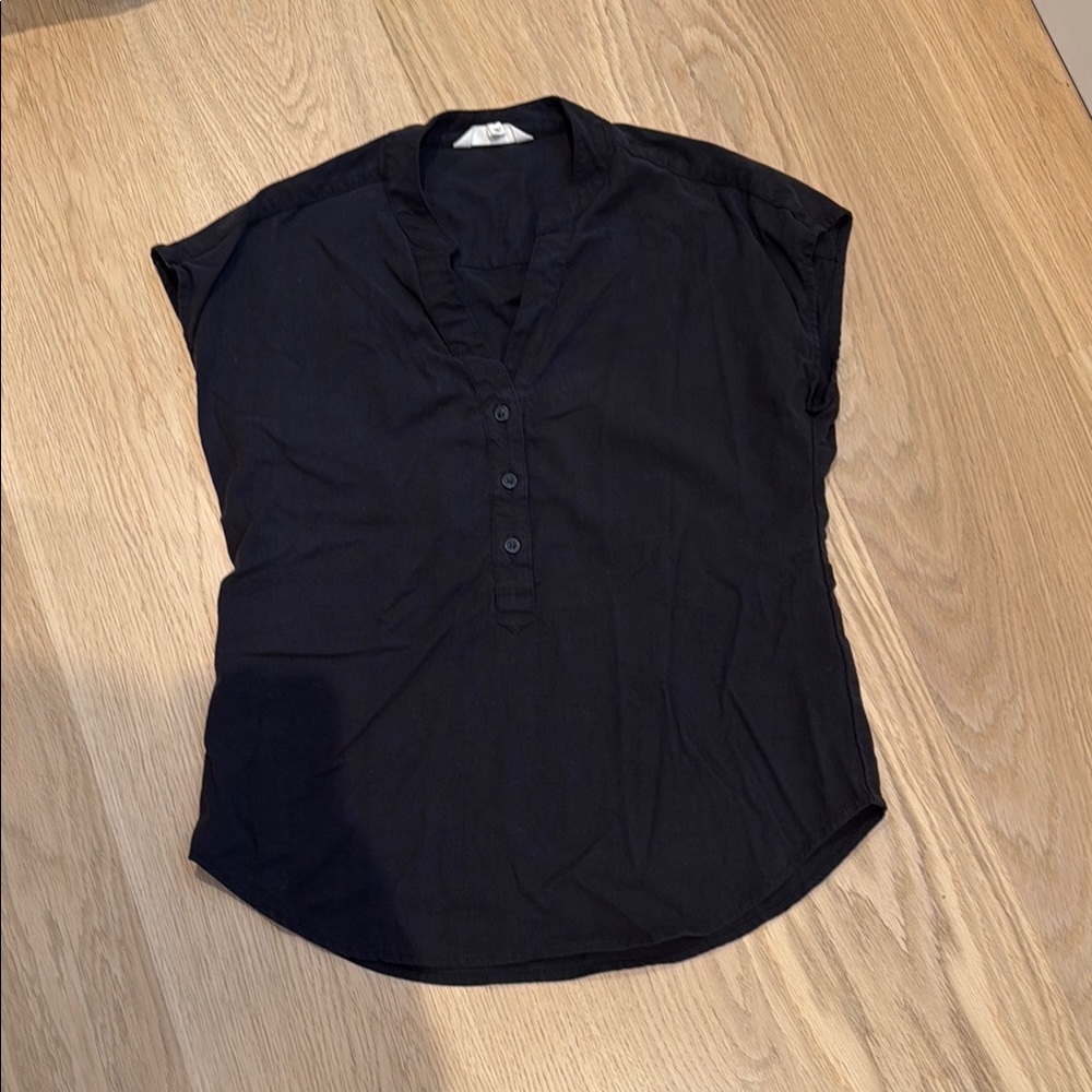 Black Women's Button-Up Top